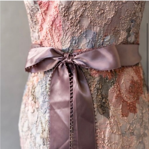 Beholden Floral Maxi Dress - Excellent condition! - Picture 8 of 12